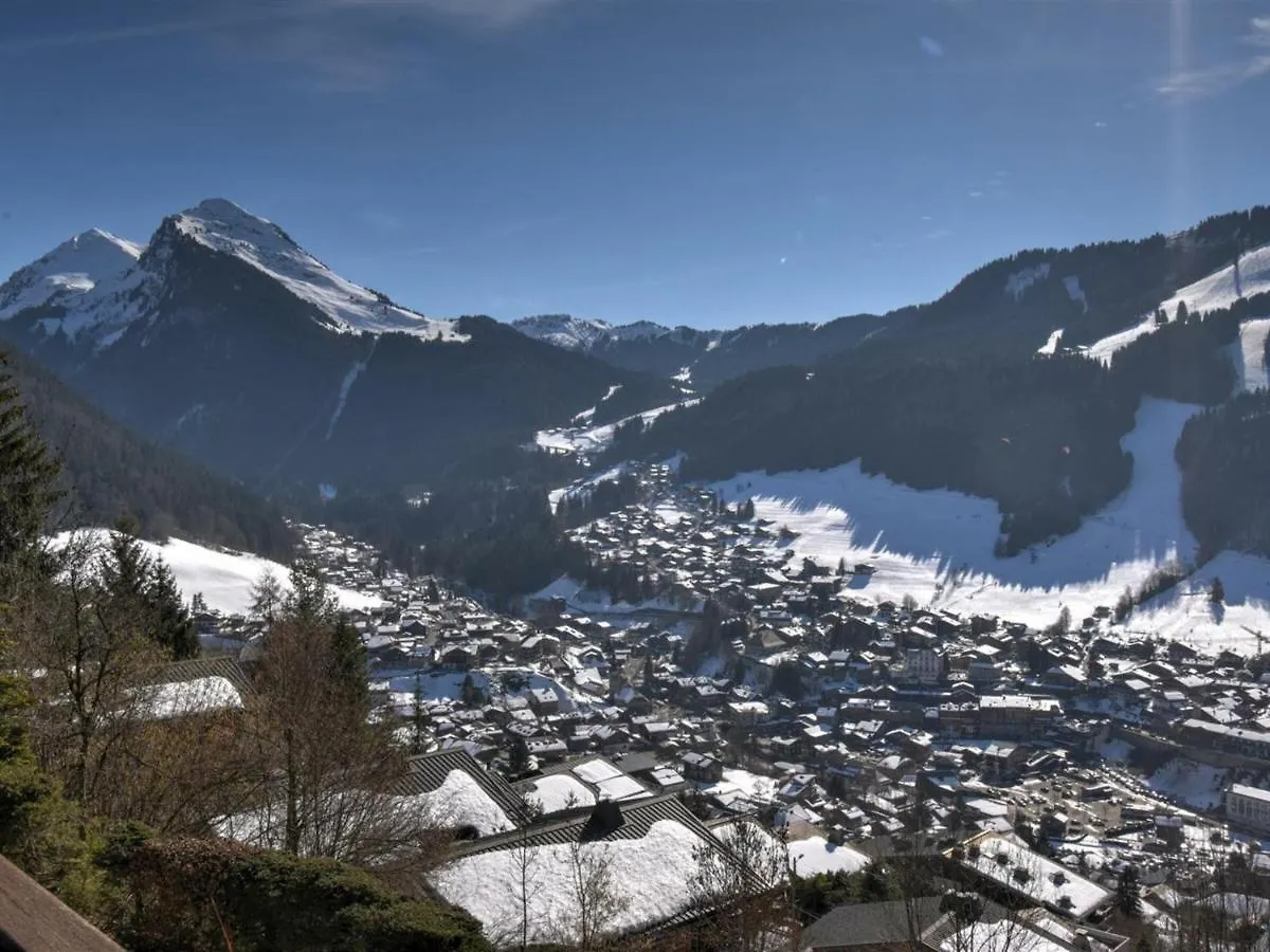 Charmant 2 Pieces Avec Piscine Et Parking, Proche Des Pistes A Morzine - Fr-1-524-75 0*,  France