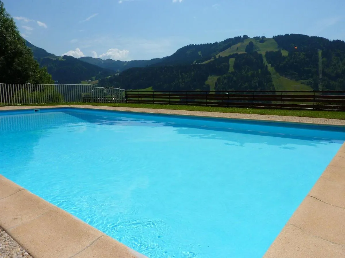 Charmant 2 Pieces Avec Piscine Et Parking, Proche Des Pistes A Morzine - Fr-1-524-75
