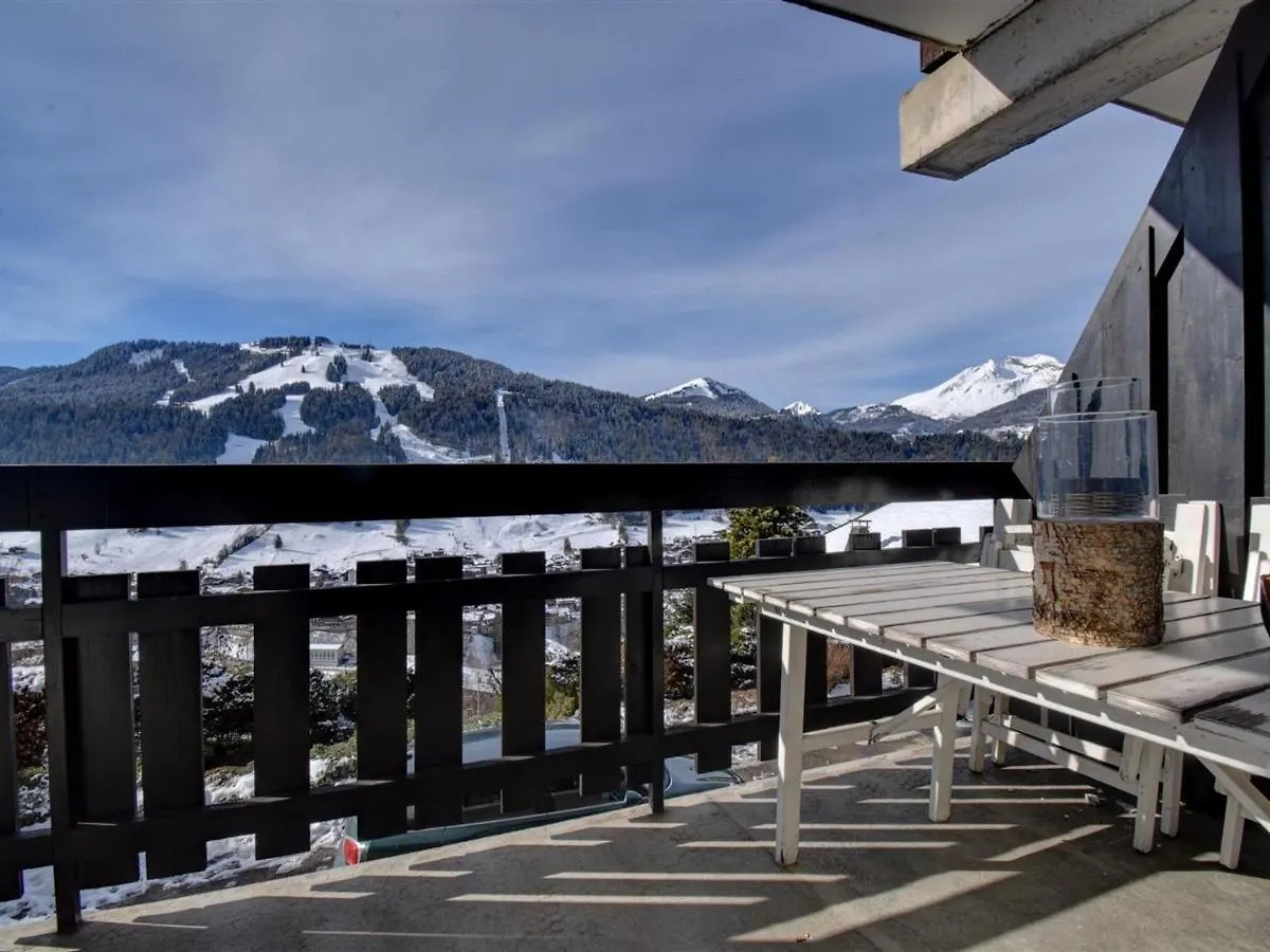 Charmant 2 Pieces Avec Piscine Et Parking, Proche Des Pistes A Morzine - Fr-1-524-75 0*,  France