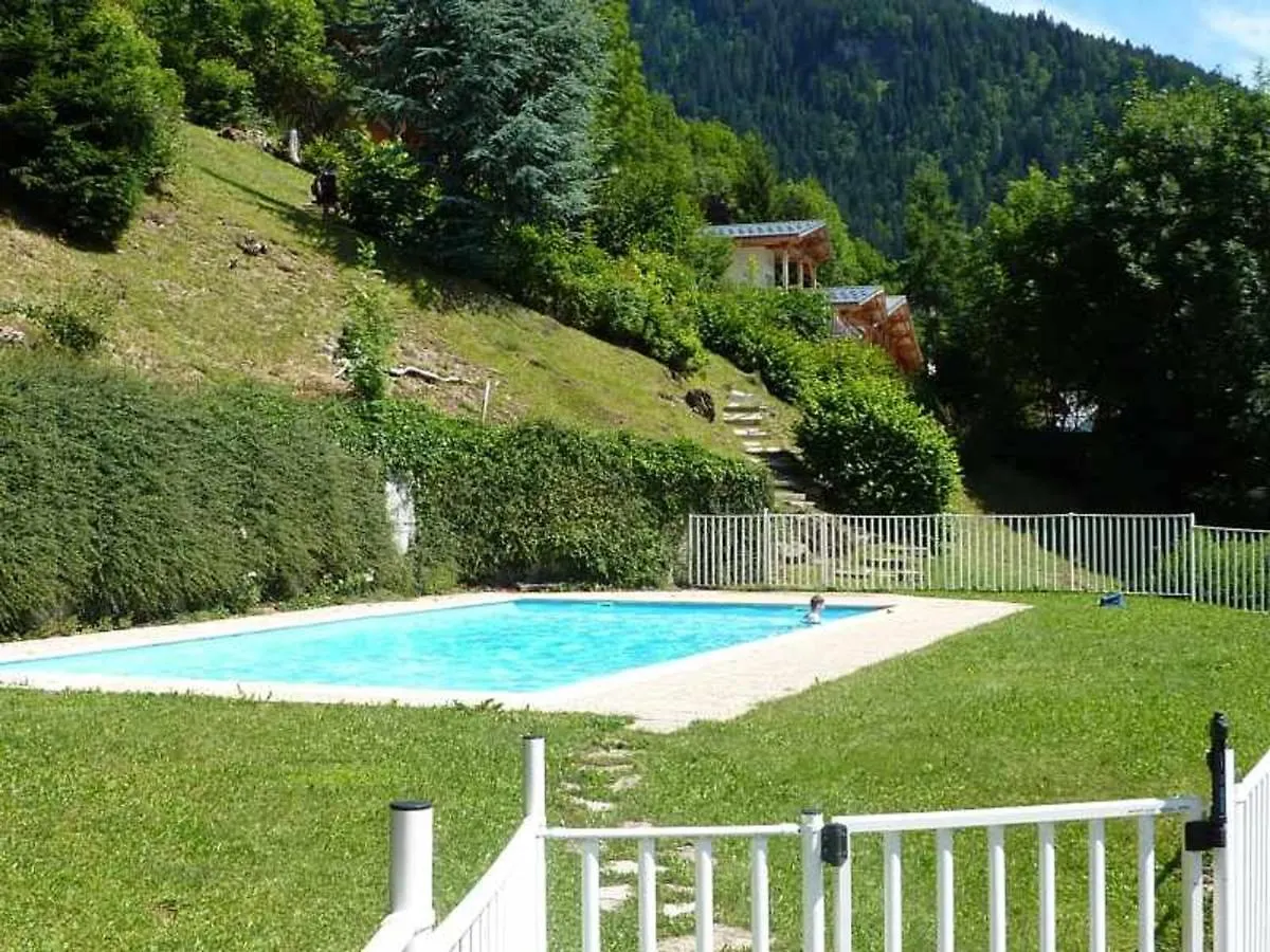 Charmant 2 Pieces Avec Piscine Et Parking, Proche Des Pistes A Morzine - Fr-1-524-75 Apartment