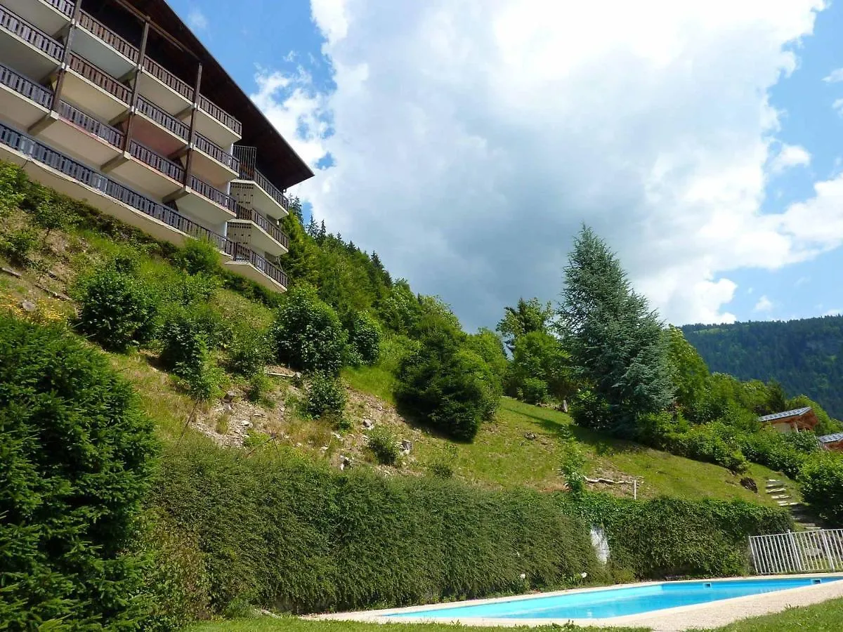 Charmant 2 Pieces Avec Piscine Et Parking, Proche Des Pistes A Morzine - Fr-1-524-75 0*,